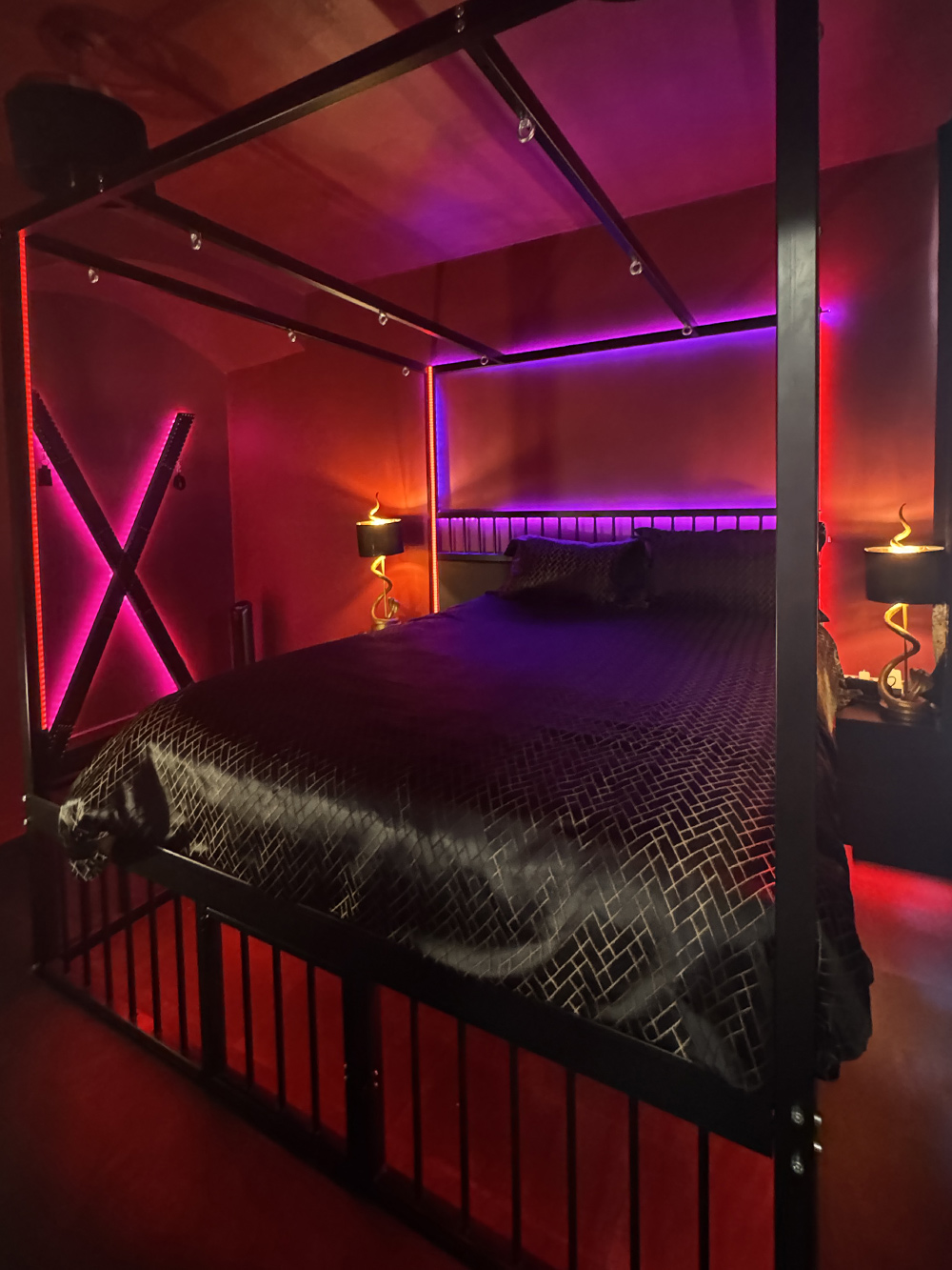 bdsm escort mistress domination cassandra eden